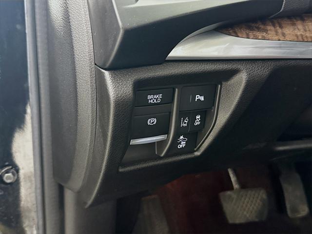 used 2019 Acura MDX car, priced at $25,980