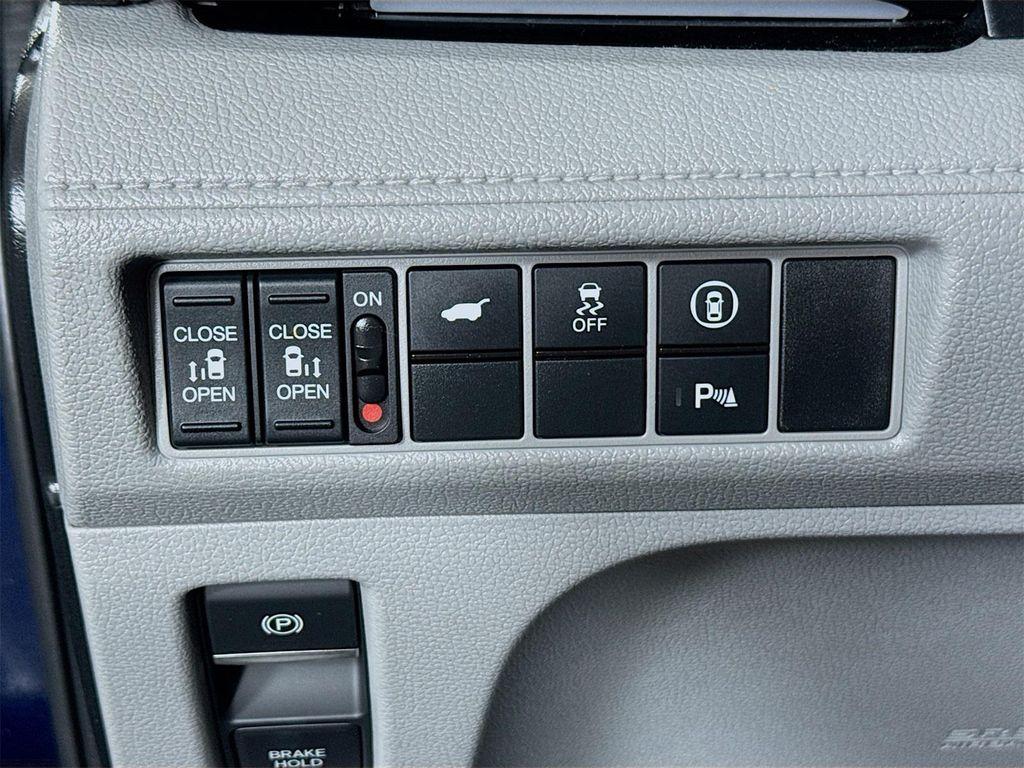 used 2023 Honda Odyssey car, priced at $41,990