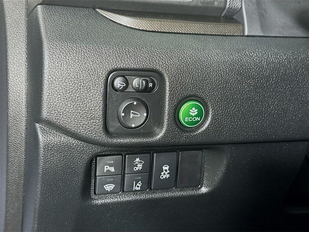 used 2022 Honda Passport car, priced at $30,490