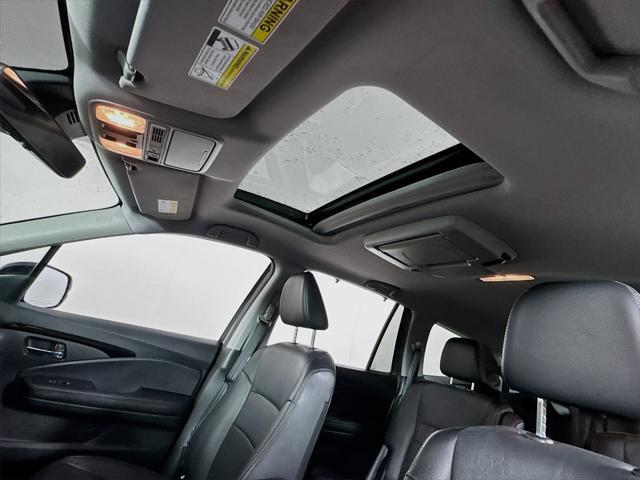 used 2022 Honda Pilot car, priced at $33,729