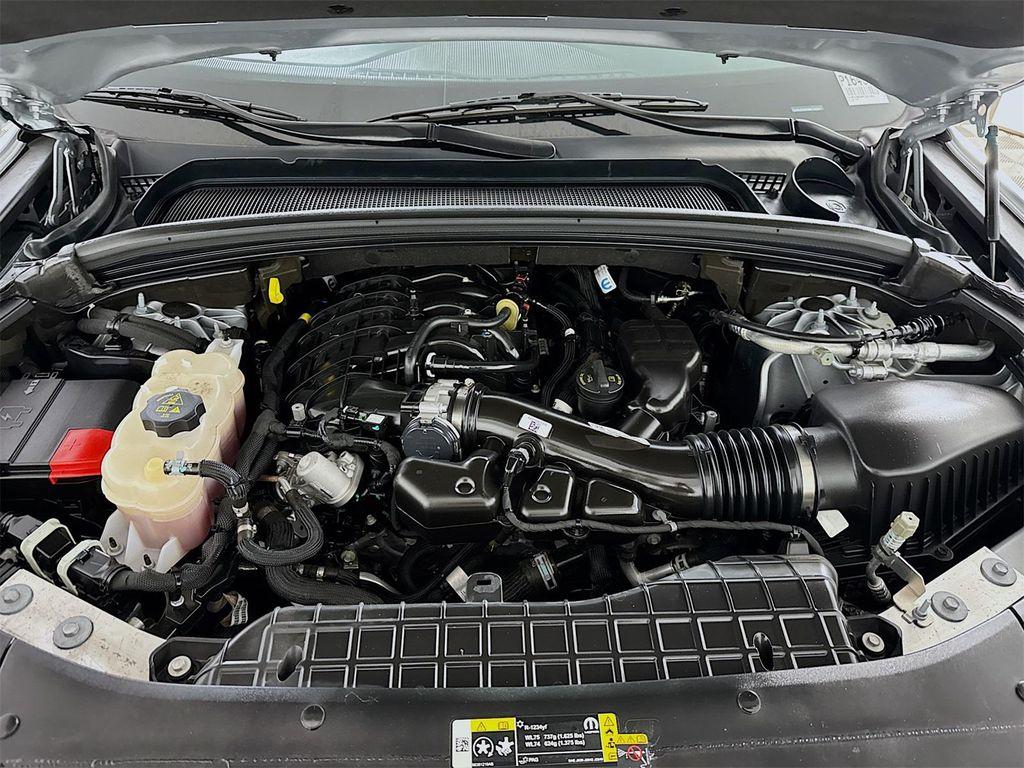 used 2024 Jeep Grand Cherokee car, priced at $26,999