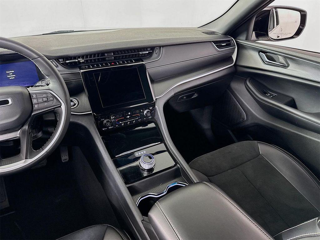 used 2024 Jeep Grand Cherokee car, priced at $26,999