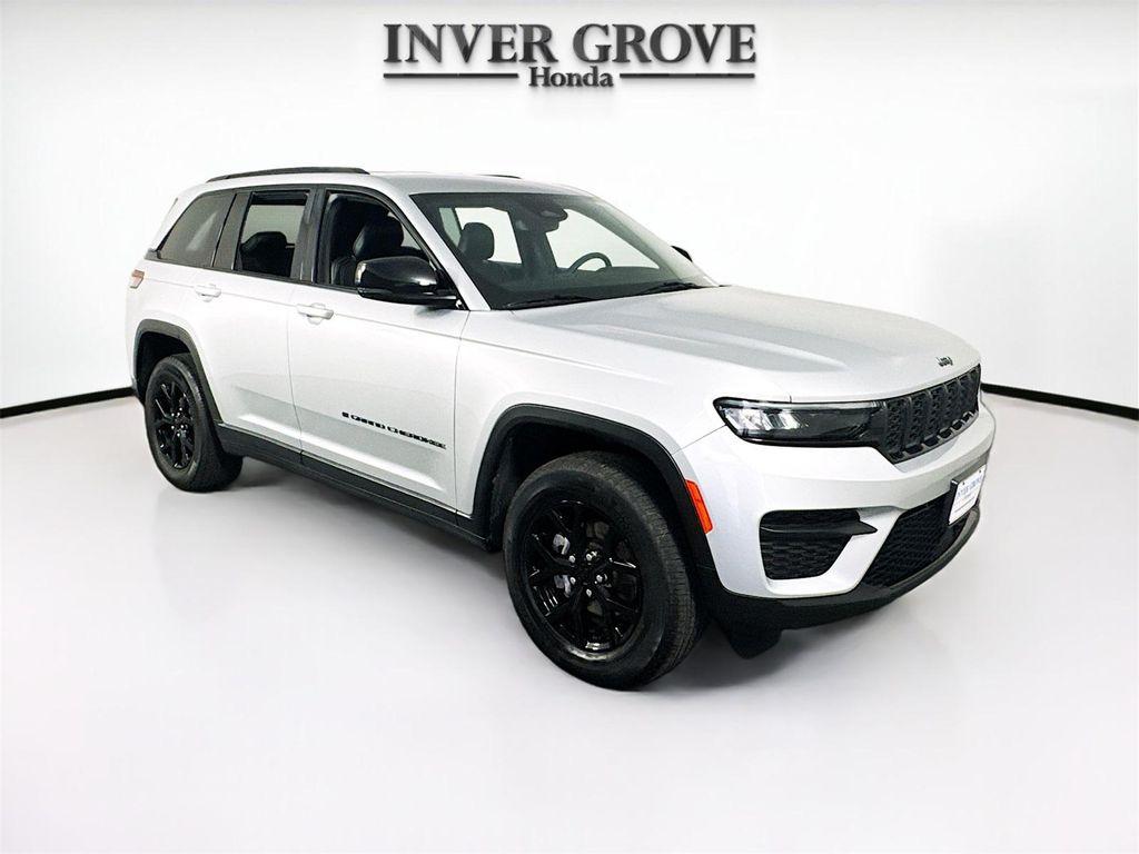 used 2024 Jeep Grand Cherokee car, priced at $26,999