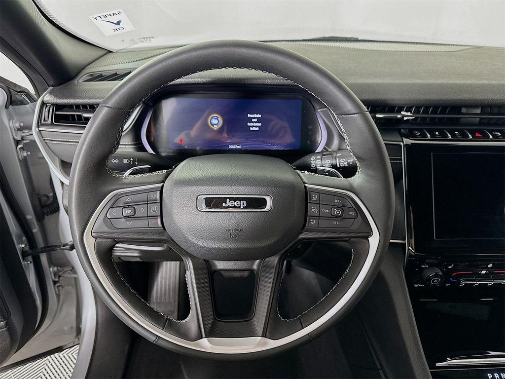 used 2024 Jeep Grand Cherokee car, priced at $26,999