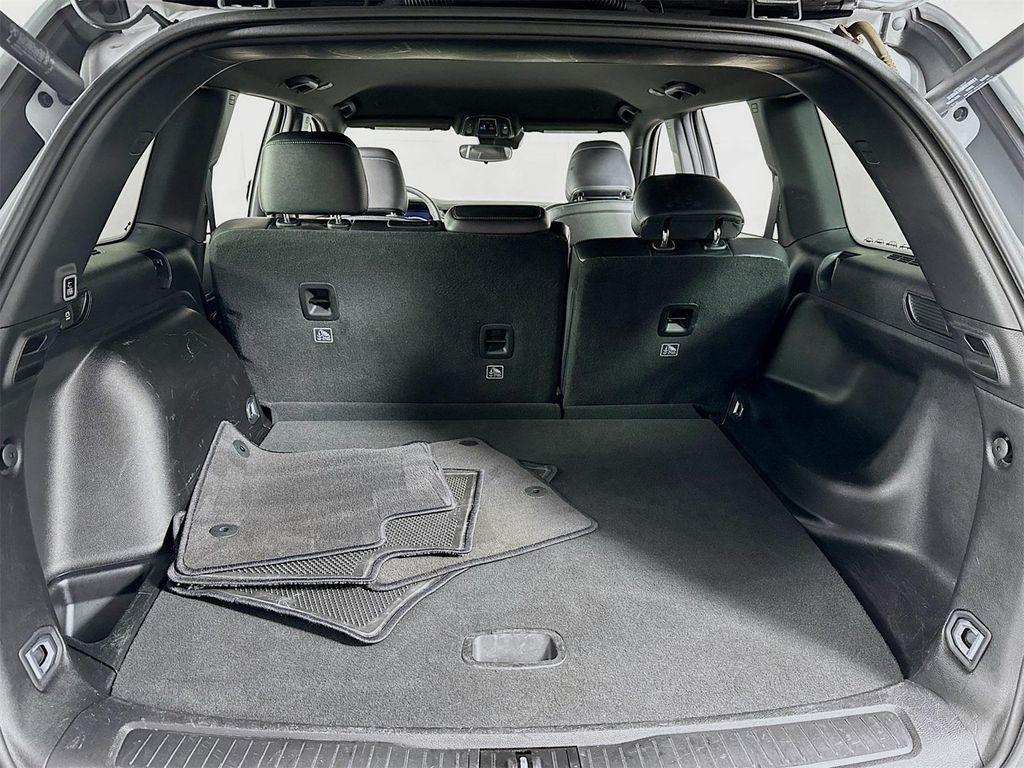 used 2024 Jeep Grand Cherokee car, priced at $26,999