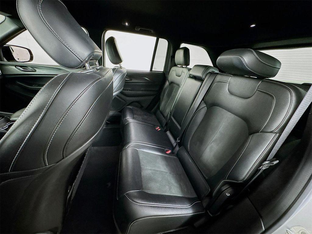 used 2024 Jeep Grand Cherokee car, priced at $26,999