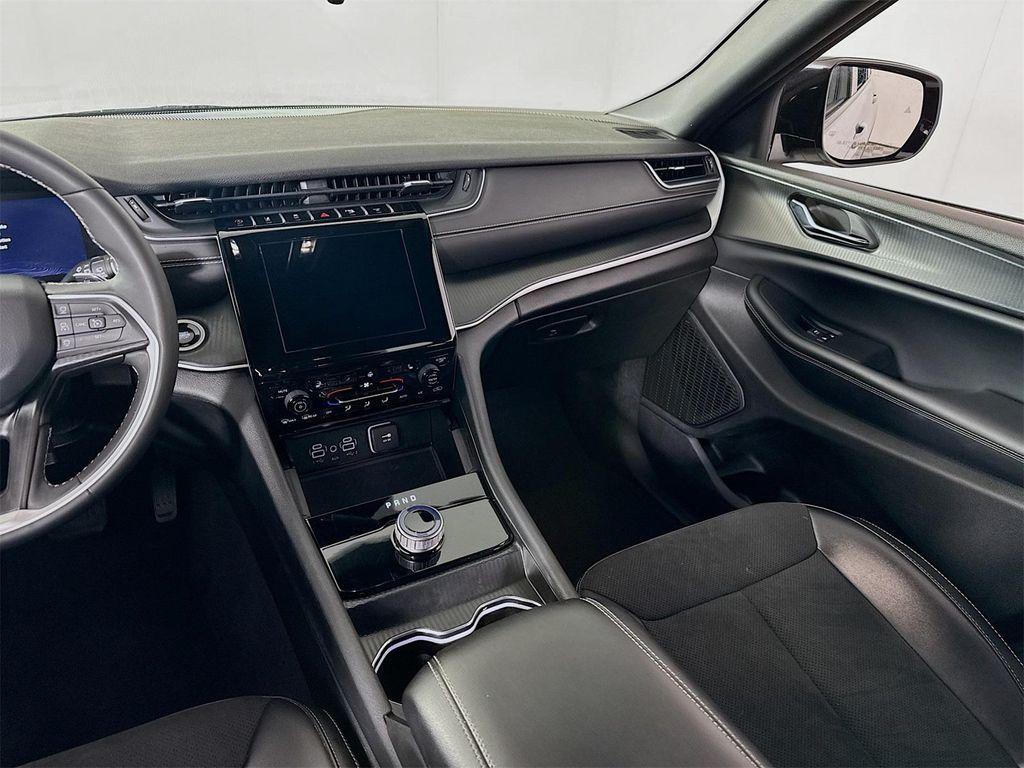 used 2024 Jeep Grand Cherokee car, priced at $26,999