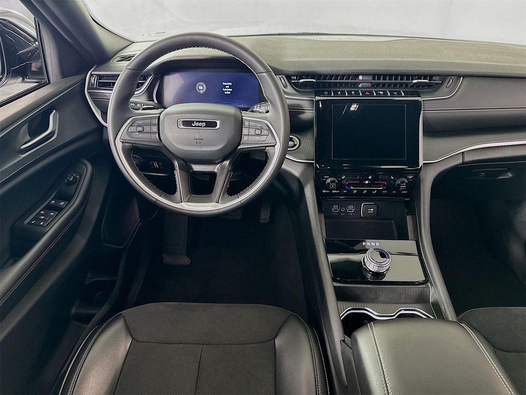 used 2024 Jeep Grand Cherokee car, priced at $26,999