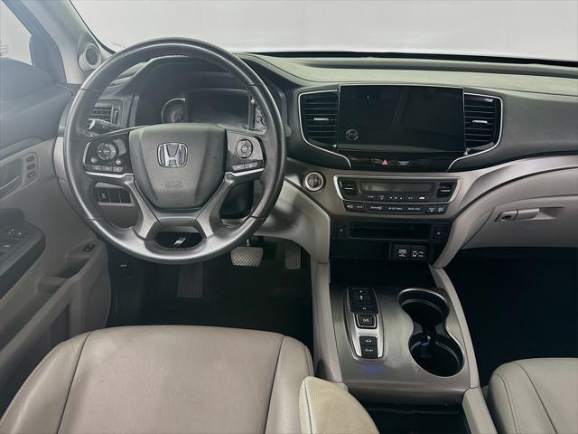 used 2022 Honda Pilot car, priced at $32,490