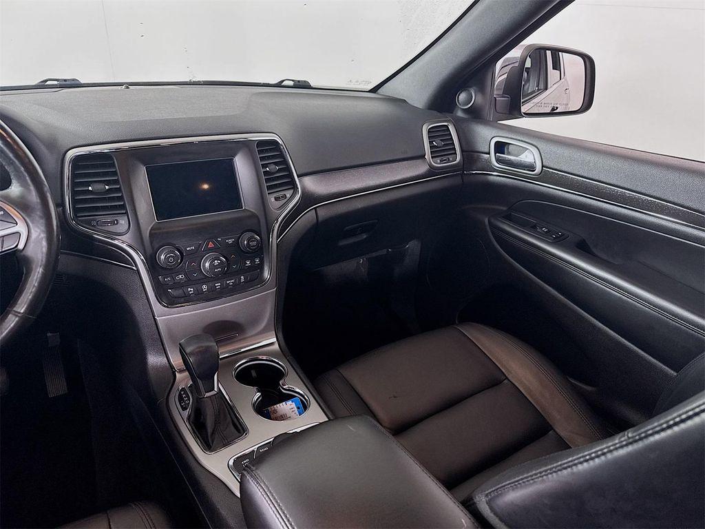 used 2018 Jeep Grand Cherokee car, priced at $15,490