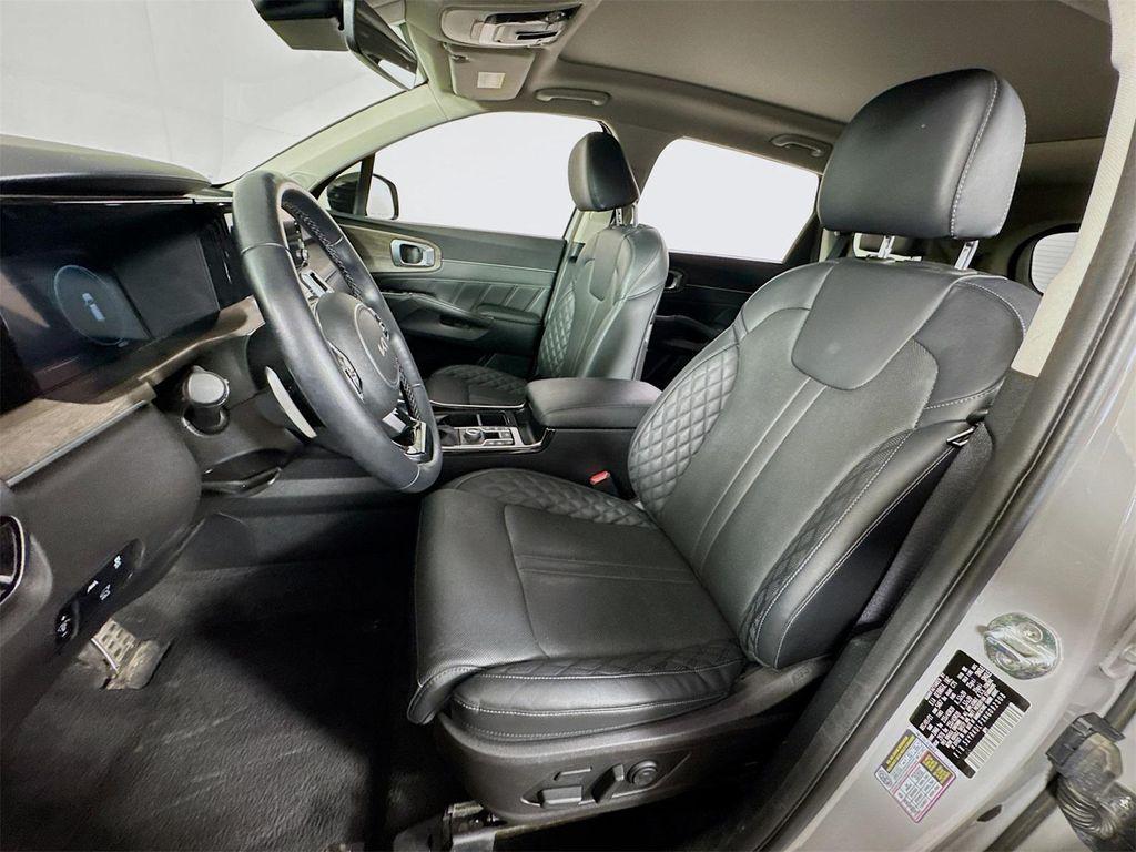 used 2022 Kia Sorento car, priced at $28,999