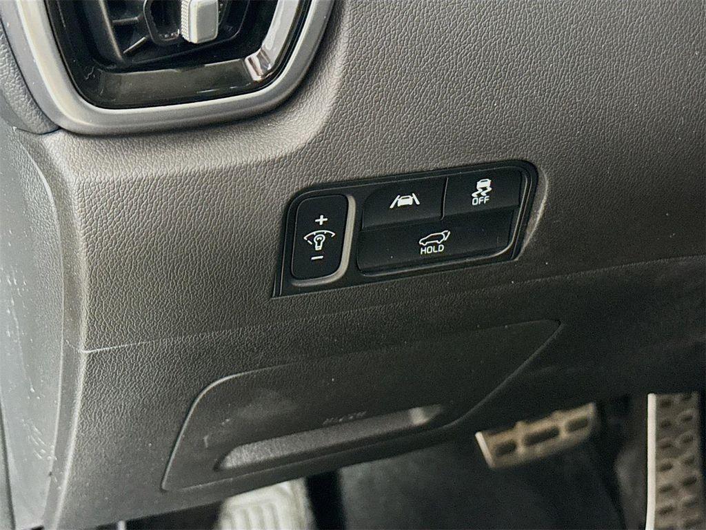 used 2022 Kia Sorento car, priced at $28,999