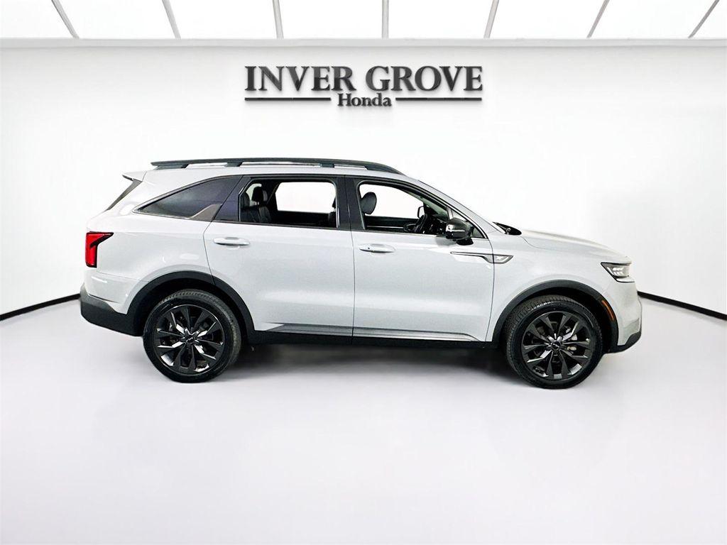 used 2022 Kia Sorento car, priced at $28,999
