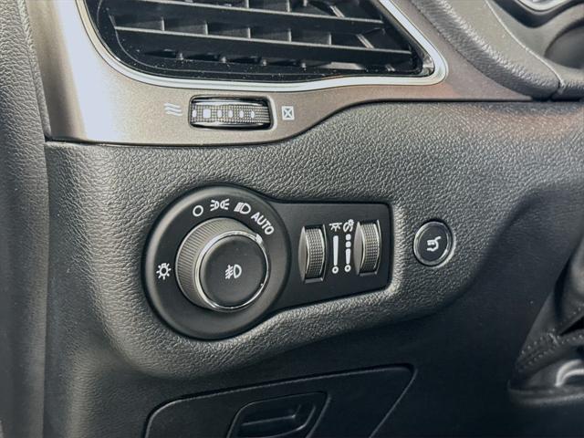 used 2020 Jeep Cherokee car, priced at $19,989