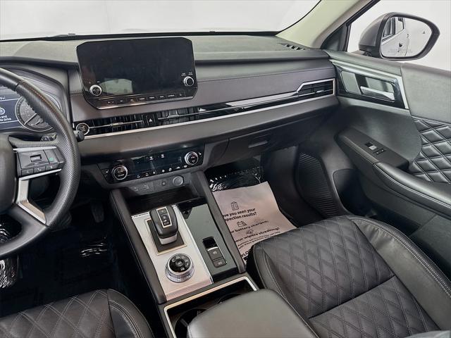 used 2022 Mitsubishi Outlander car, priced at $26,289