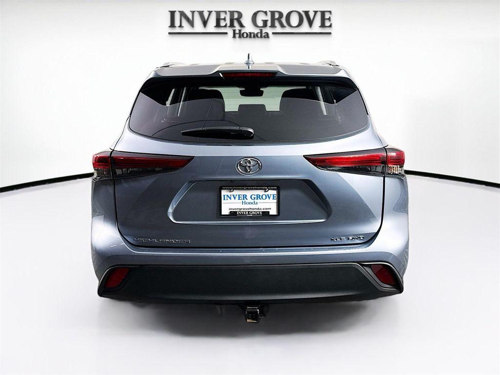used 2022 Toyota Highlander car, priced at $38,690