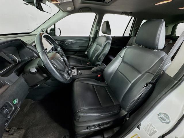 used 2022 Honda Pilot car, priced at $31,990