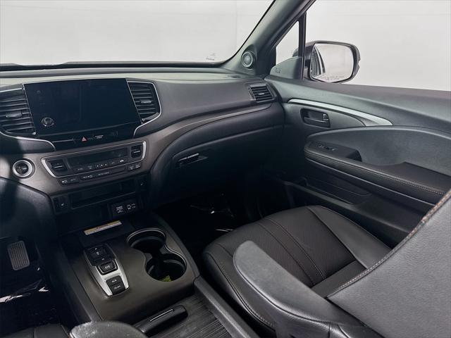 used 2022 Honda Passport car, priced at $31,989
