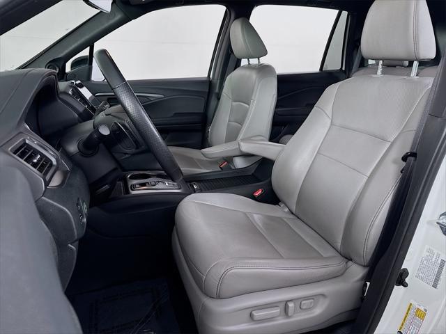 used 2022 Honda Passport car, priced at $33,349