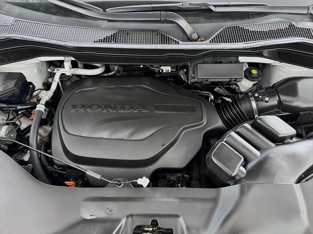 used 2022 Honda Passport car, priced at $33,349