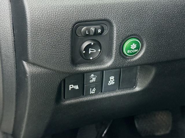 used 2019 Honda Pilot car, priced at $27,990