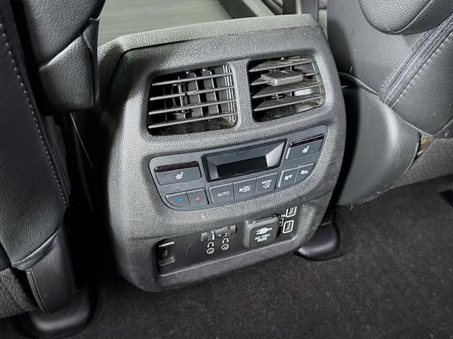 used 2019 Honda Pilot car, priced at $27,990