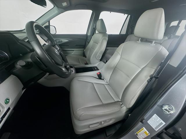 used 2022 Honda Pilot car, priced at $35,490