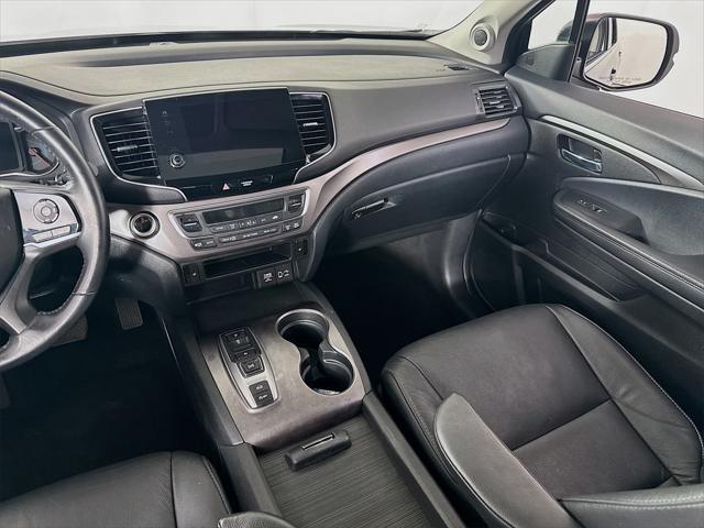 used 2022 Honda Pilot car, priced at $32,699