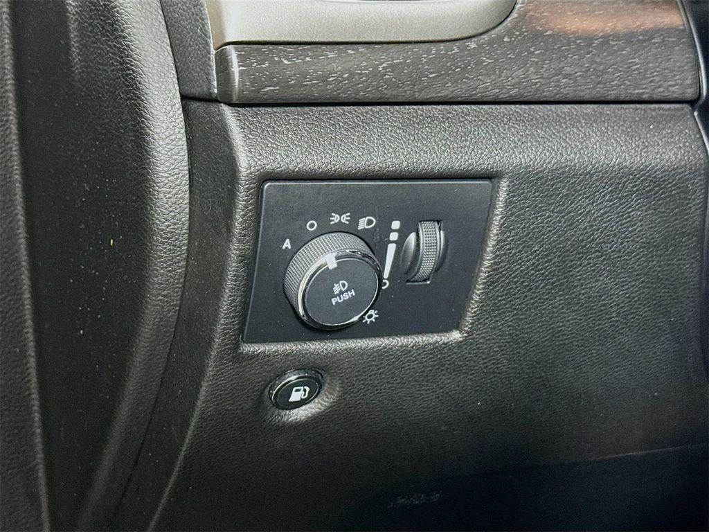 used 2018 Jeep Grand Cherokee car, priced at $18,990