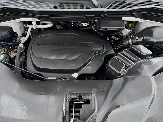 used 2022 Honda Pilot car, priced at $34,390