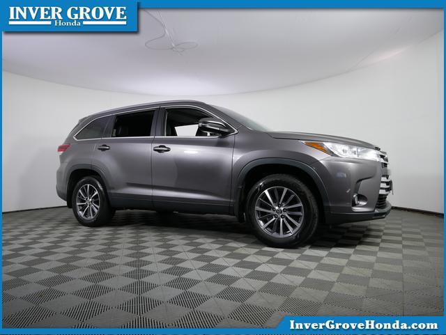 used 2019 Toyota Highlander car, priced at $28,490