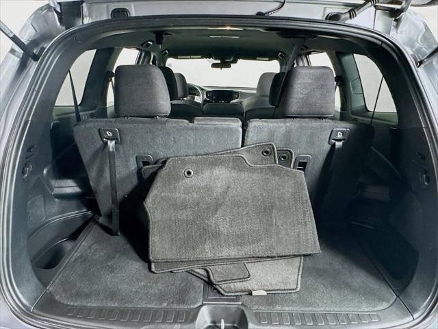 used 2022 Honda Pilot car, priced at $33,290