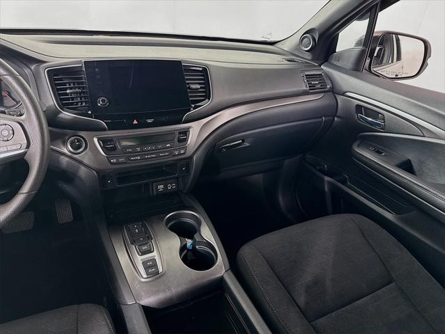 used 2022 Honda Pilot car, priced at $33,290
