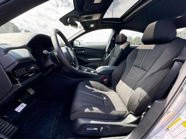new 2025 Honda Accord Hybrid car, priced at $33,223
