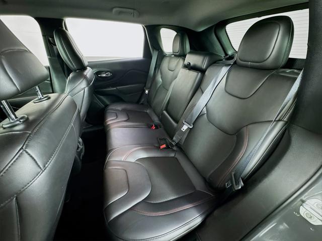 used 2019 Jeep Cherokee car, priced at $19,990