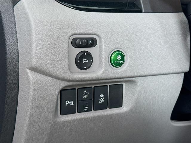 used 2020 Honda Pilot car, priced at $31,990
