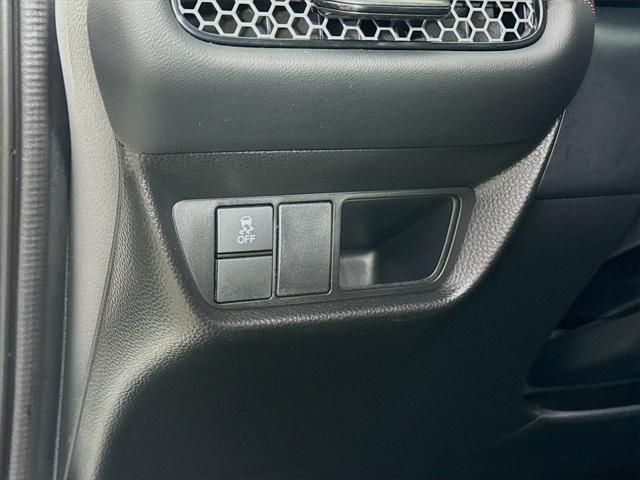 used 2025 Honda HR-V car, priced at $27,990
