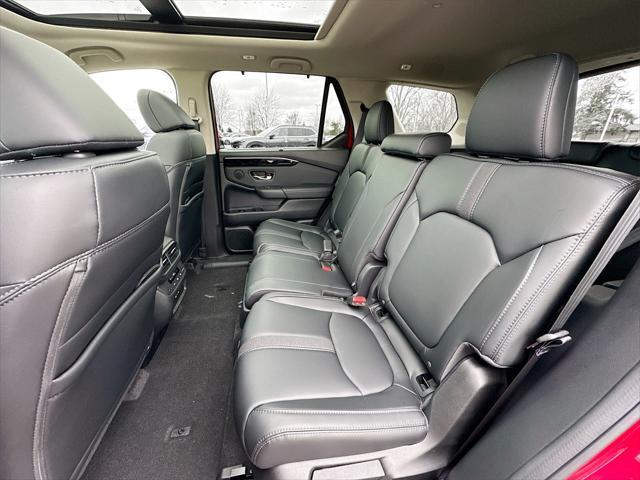 new 2025 Honda Pilot car, priced at $47,658