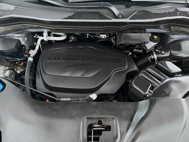 used 2022 Honda Pilot car, priced at $34,490