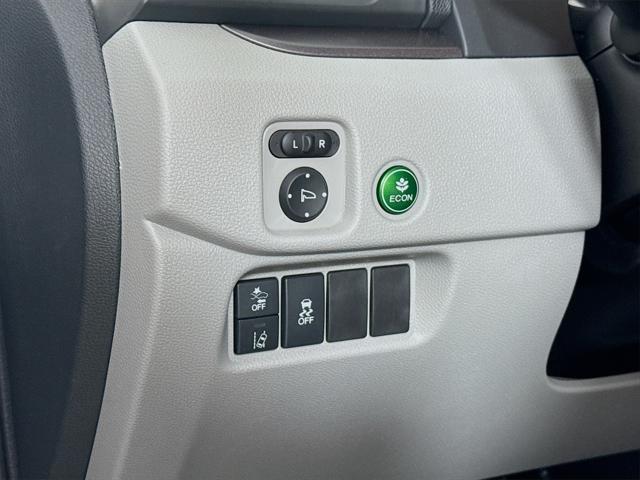used 2022 Honda Pilot car, priced at $34,490