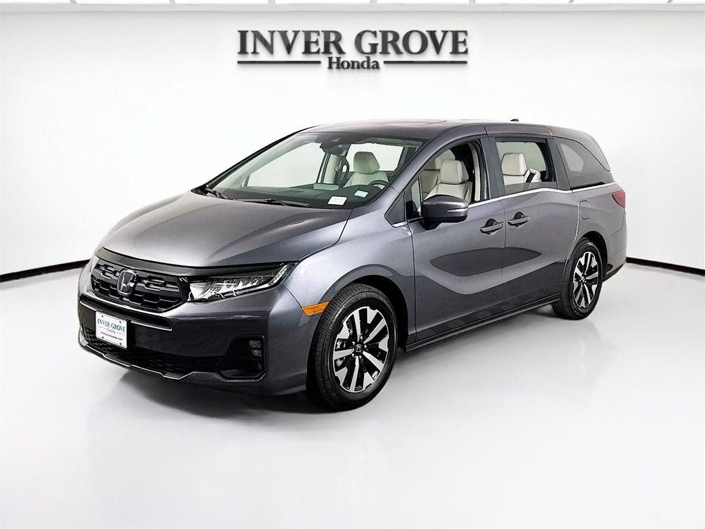 used 2025 Honda Odyssey car, priced at $42,290