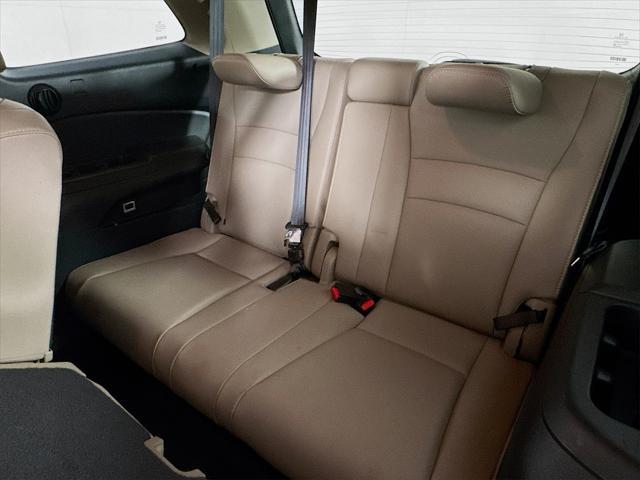 used 2022 Honda Pilot car, priced at $30,990