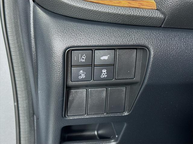 used 2022 Honda CR-V Hybrid car, priced at $34,490