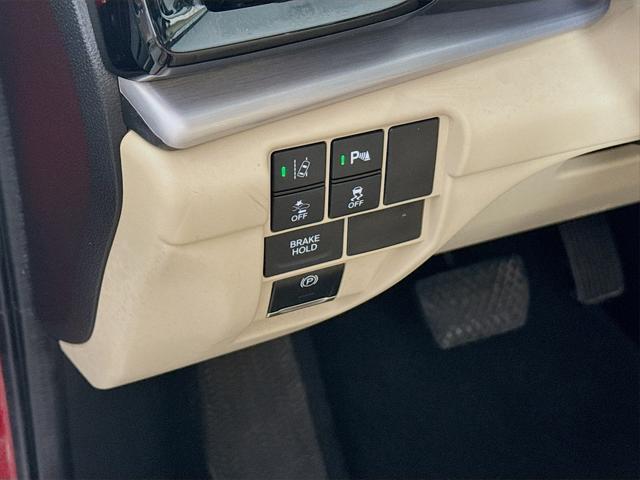 used 2021 Acura RDX car, priced at $34,390