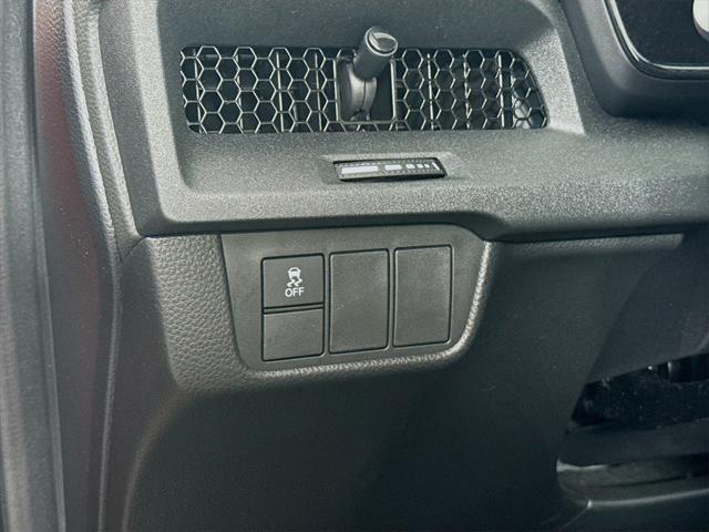 used 2025 Honda CR-V car, priced at $29,990