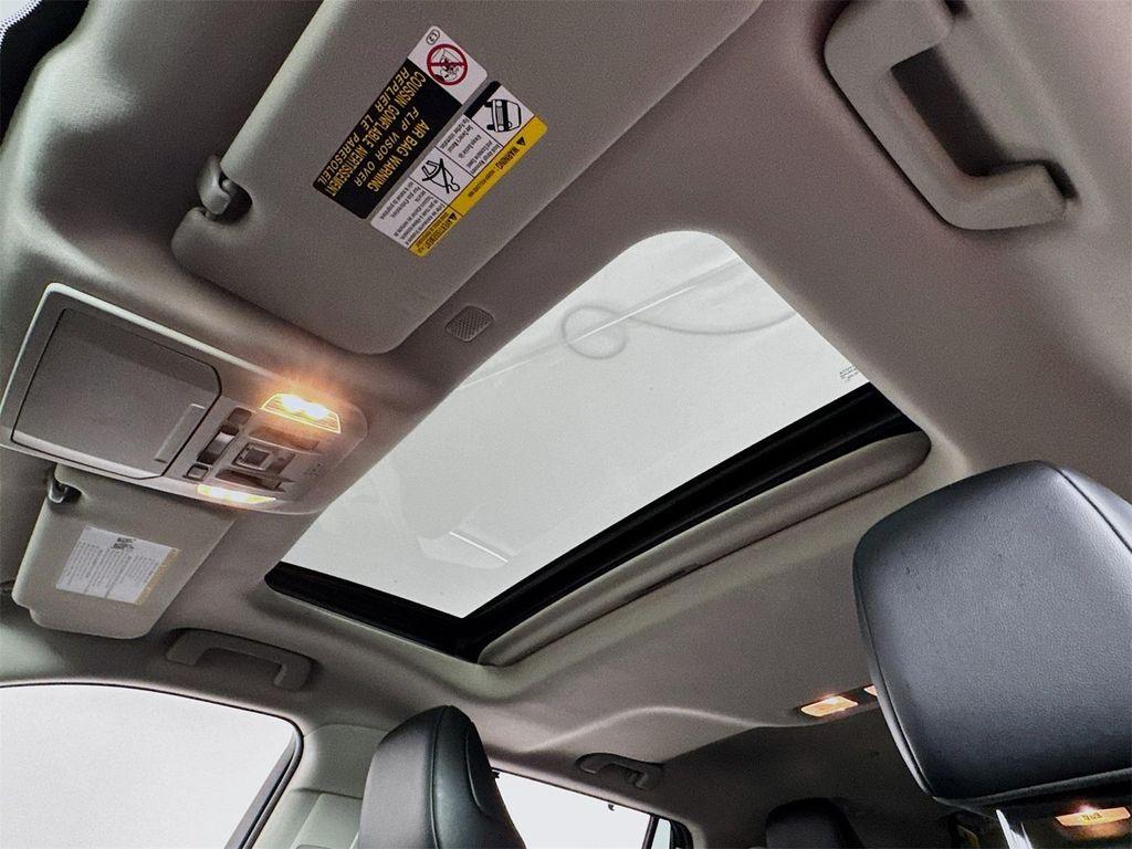 used 2022 Toyota Highlander car, priced at $38,990