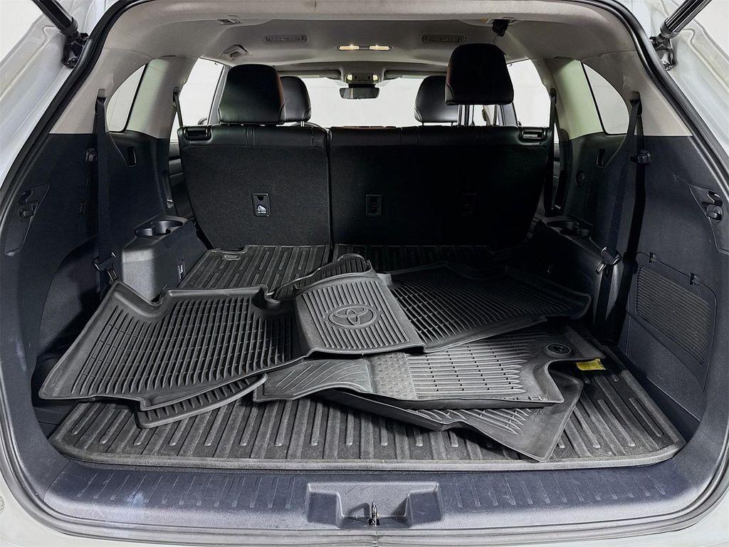 used 2022 Toyota Highlander car, priced at $38,990