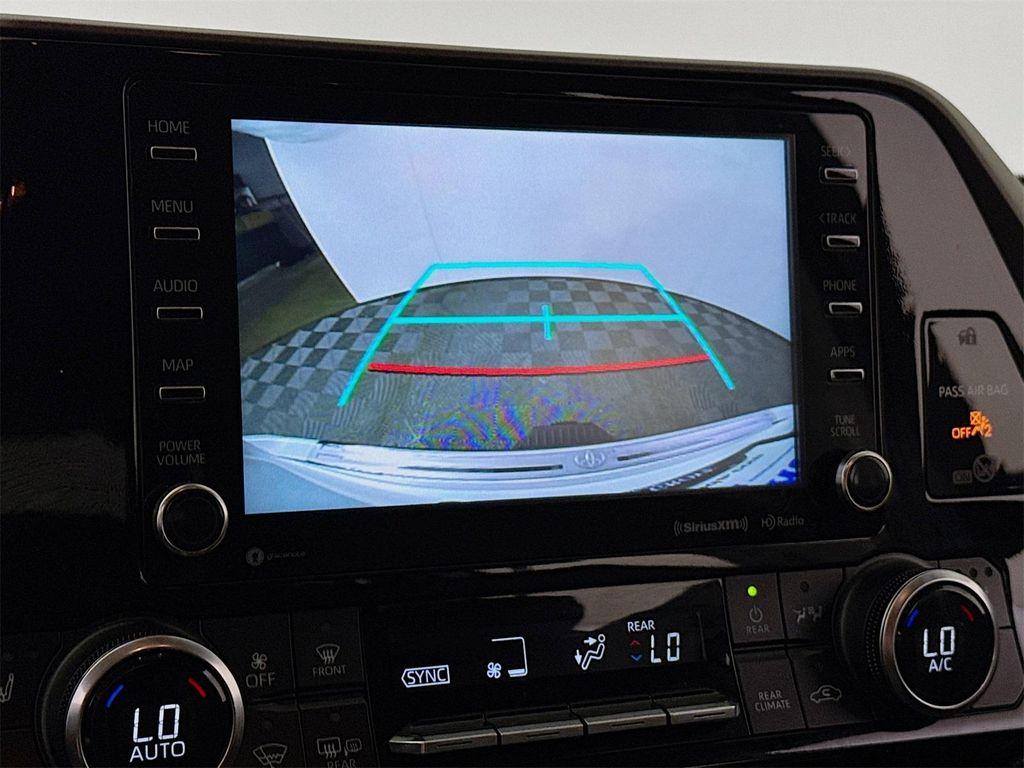 used 2022 Toyota Highlander car, priced at $38,990