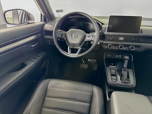used 2025 Honda CR-V Hybrid car, priced at $38,990