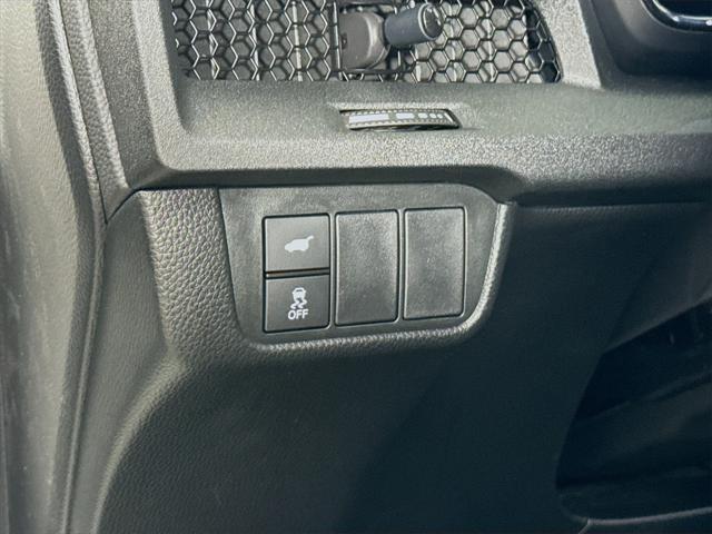 used 2025 Honda CR-V Hybrid car, priced at $38,990